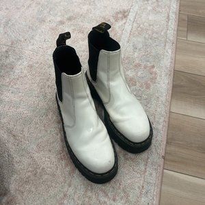 White Platform Chelsea Dr. Martens